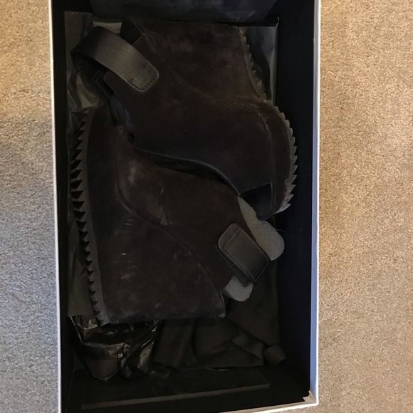 Pedro Garcia Shoes - Cute black heels